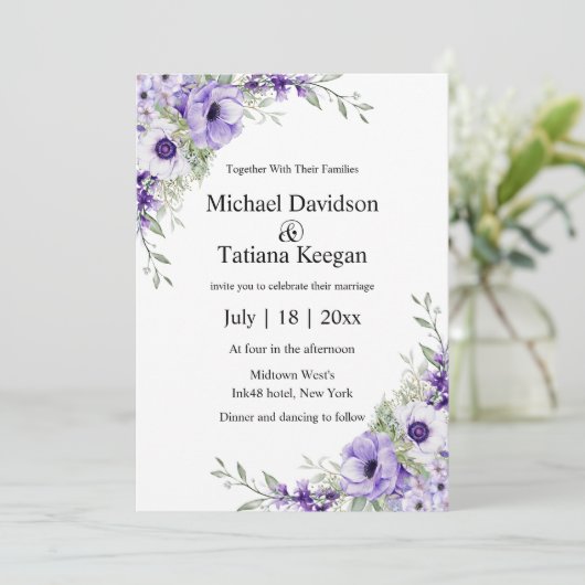 waterverf paarse Bloemen QR Code RSVP bruiloft Kaart (Staand voorkant)
