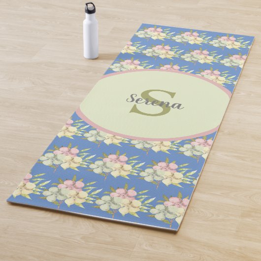 Waterverf Pastel Blue Floral Monogram Name Yogamat (In situ)
