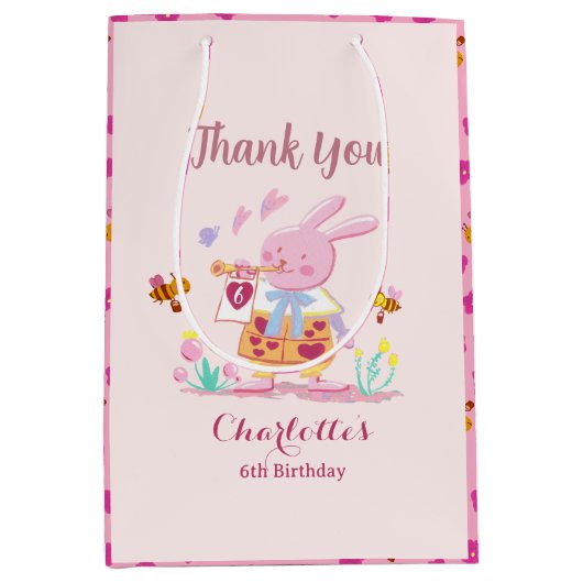Waterverf roze konijn in de tuin kinderen verjaard medium cadeauzakje (Voorkant)