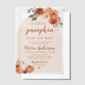 Waterverf Schattigee Herfst Een beetje pompoen Bab Vellum Uitnodigingen (Offset)