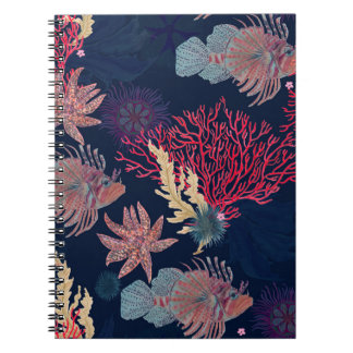 Waterverf schildert naadloos patroon met rode leeu notitieboek