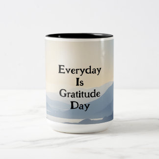 Waterverf stijl Mountain River Scene Elke dag is Tweekleurige Koffiemok