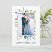 Waterverf Winter Floral Pas getrouwd Dusty Blue Feestdagenkaart (Staand voorkant)