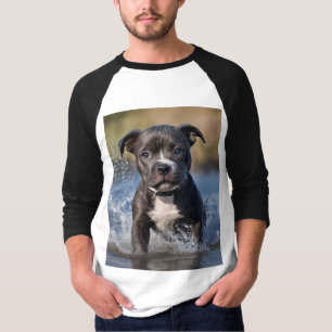 Wave Chaser: Een Staffy Puppy in het spel in de oc T-shirt