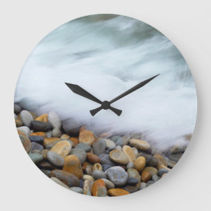 Waves Breaking Onto Pebbles, Tsitsikamma Grote Klok