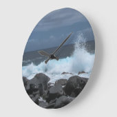 Waves crashen grote klok (Hoek)