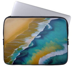 Waves op een Sandy strand Laptop Sleeve