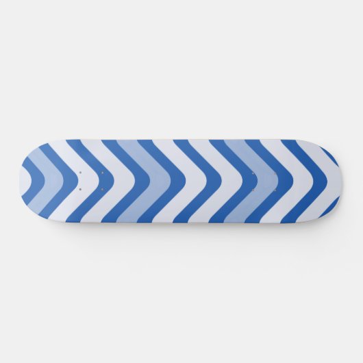 Wavy Blue Pattern Skateboard (Horizontaal)