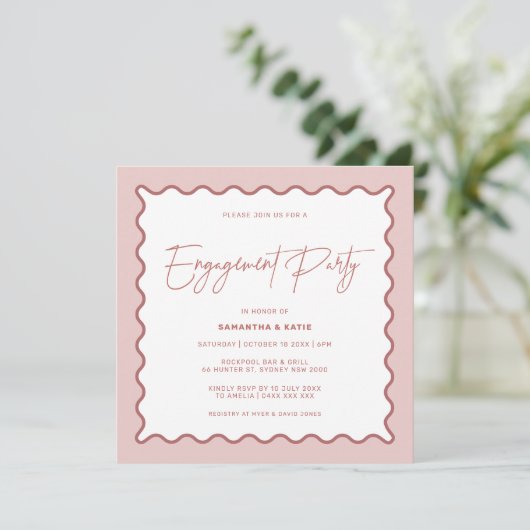 Wavy Border Mrs & Mrs Verloving Shower Uitnodiging (Staand voorkant)