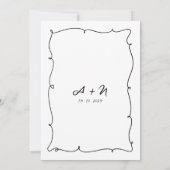 Wavy Hand Getrokken Rand & Script Monogram Huwelij Kaart (Achterkant)