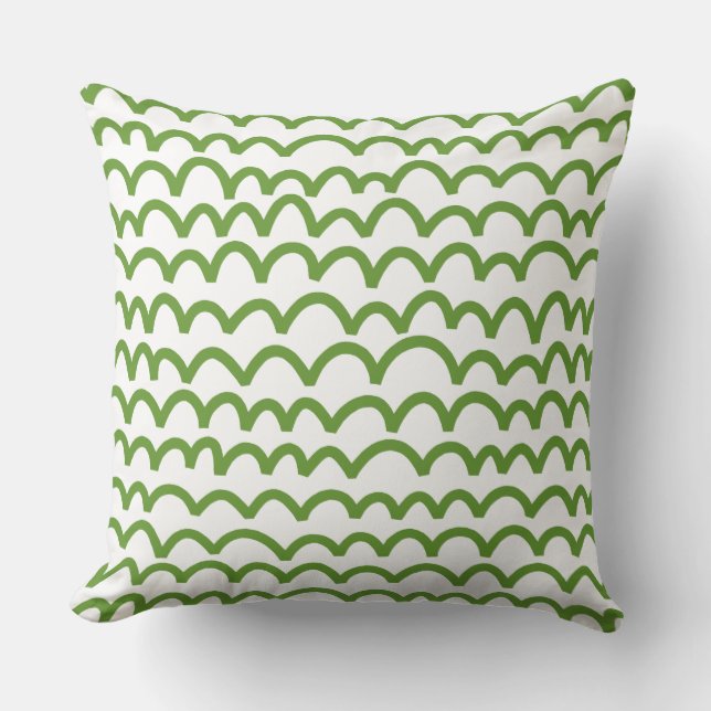 Wavy Pattern - Avocado Green over White Kussen (Voorkant)