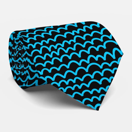 Wavy Pattern - Sky Blue op Black Stropdas (Opgerold)