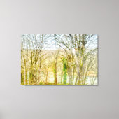 Wazig boslandschap met rivier canvas afdruk (Voorkant)