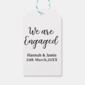 We are Engaged couple name date calligraphystylish Cadeaulabel (Achterkant)