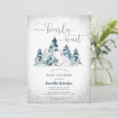 We Can Bearly Wait Winter Baby Shower Invitation (Debout devant)