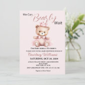 We Can Bearly WaitBaby Shower Invitation (Debout devant)