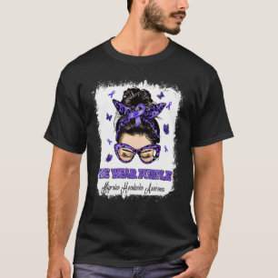 We Draag Paarse Messy Bun Warrior Migraine Hoofdpi T-shirt