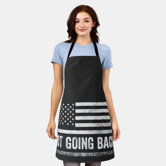 We gaan niet terug naar Harris Walz verkiezing Schort (Gedragen)