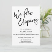 We Gaan Stiekem Trouwen Moderne Informele Bruiloft Kaart (Staand voorkant)