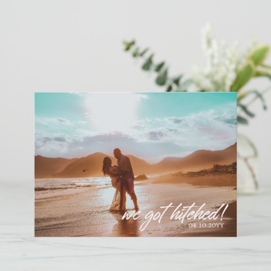 We hebben de aankondiging van de gehitte bruiloft (Staand voorkant)