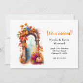 We hebben de herfstbladeren van de deur verplaatst aankondiging (Voorkant)