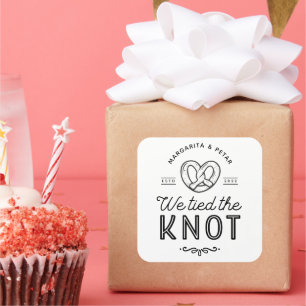 We hebben de knoop vastgebonden. vierkante sticker