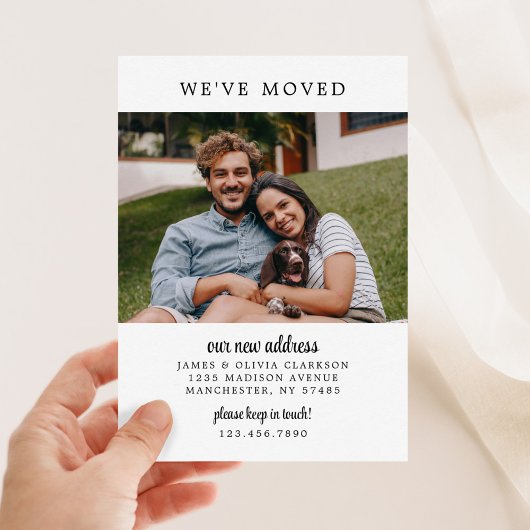 We hebben de moderne adreswijziging van het gezin aankondiging