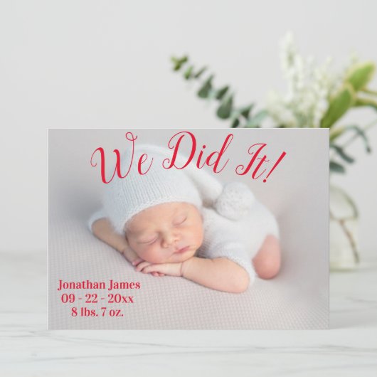 We hebben het foto gemaakt met een rode, geslachts aankondiging (Staand voorkant)