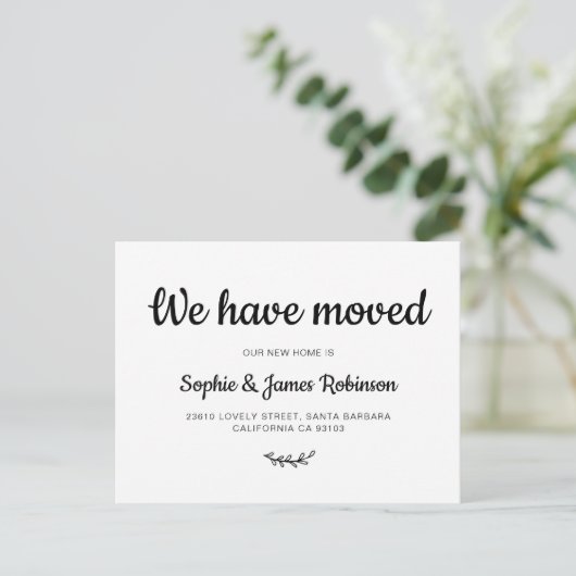 We hebben het script Simple New Home Moving Announ Aankondigingskaart (Staand voorkant)