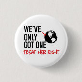 We hebben maar één aarde ronde button 3,2 cm (Voorkant)