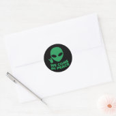 We komen in de Vrede Alien Ronde Sticker (Envelop)