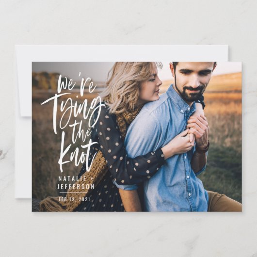 We koppelen de knoop. save the date (Voorkant)