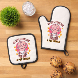 We krijgen onze vier Baby een gezelschapsmens Ovenwant & Pannenlap Set