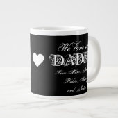 "We Love Our Daddy" Aangepaste namen Eenvoudig B & Extra Grote Beker (Voorkant rechts)
