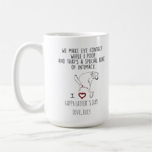 We maken oogcontact terwijl ik poep koffiemok