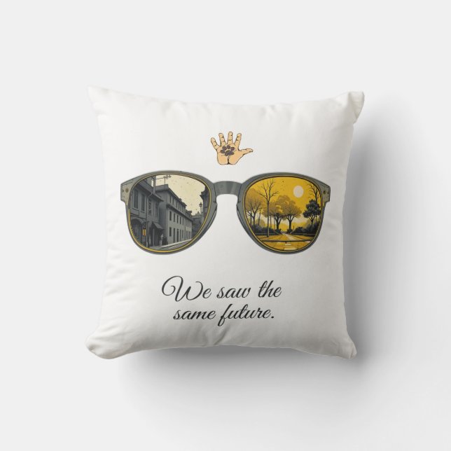 We saw the same future kussen (Voorkant)