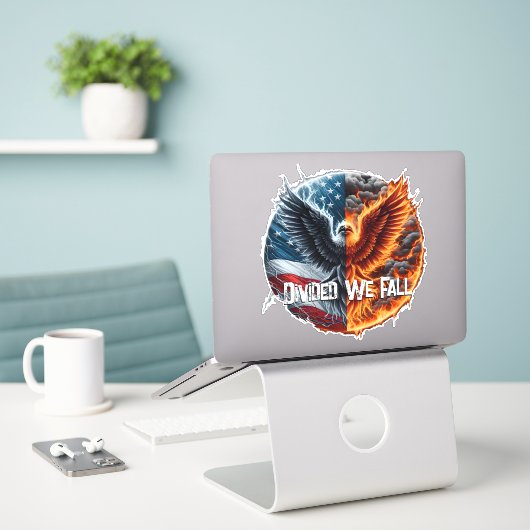 We verdeelden Herfst Burning Flag en Eagle Sticker (Laptop op bureau)