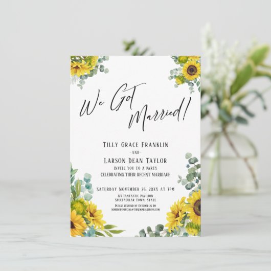 We Zijn Getrouwd! Eucalyptus Zonnebloem Bruiloft Kaart (Staand voorkant)