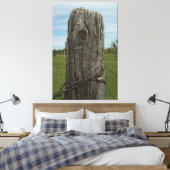 Weathered Sod Home Fence Post - Wilde plaatsen Fot Canvas Afdruk (Insitu (Slaapkamer))