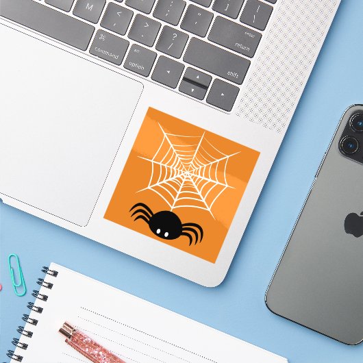 Web Halloween Spider Sticker (Laptop met iPhone)