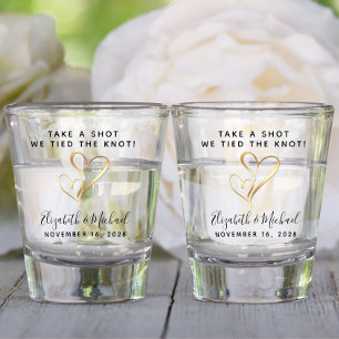 Weddenschap om een schok te nemen die we de knoop shot glas