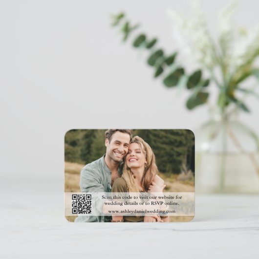 Weddenschap Website QR Overlay Foto Taupe Informatiekaartje (Staand voorkant)