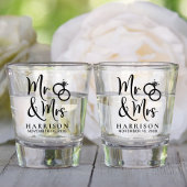 Wedding Favor Mr. Mrs. Shot Glas