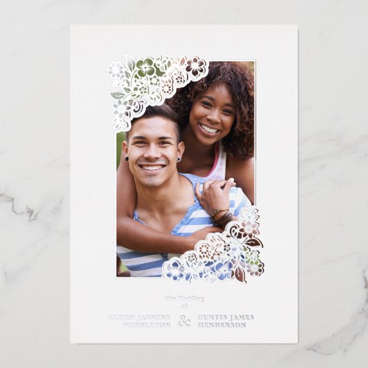 Wedding Real Silver Effect Fancy Overlay Floral Folie Uitnodiging (Voorkant)