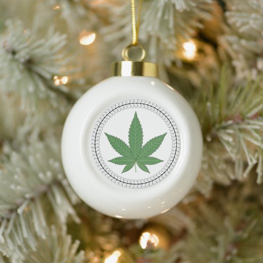 Weed Leaf Tree Trim, speciaal aangepast Keramische Bal Ornament (Boom)