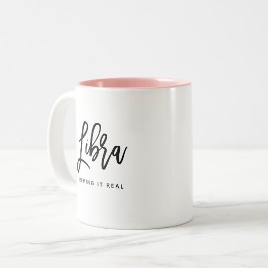 Weegschaal Horoscoop Modern Script Chic Zodiac Sig Tweekleurige Koffiemok (Voorkant links)