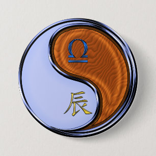 Weegschaal & Houten Draak Ronde Button 7,6 Cm