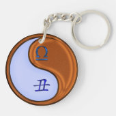 Weegschaal & Houtos Sleutelhanger (Achterkant)