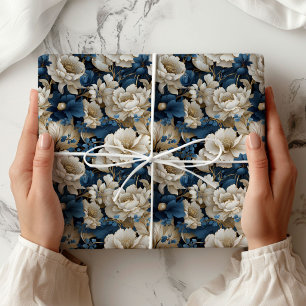 Weelderig blauw wit ivoor bloemendesign cadeauverp cadeaupapier