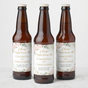 Weelderige blos rozen eucalyptus en gouden bruilof bier etiket